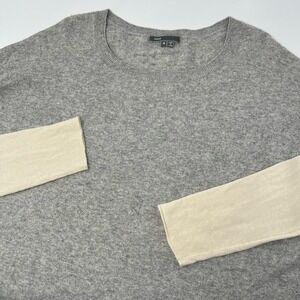 Vince‎ Women's Gray Ivory Two Tone Wool Cashmere Sweater Size Medium Round Neck